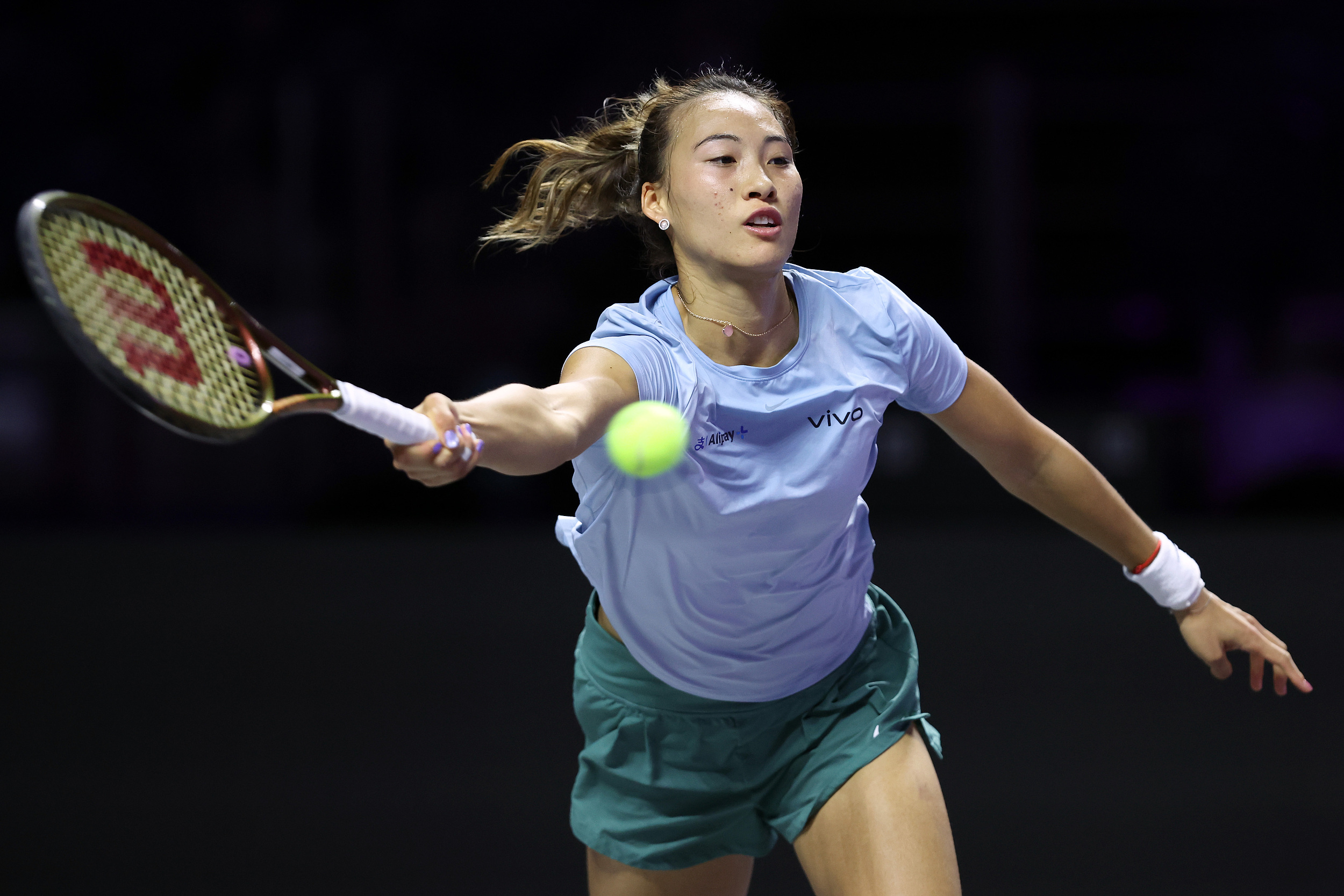 乐鱼体育包含穆古鲁扎迎来十二赛季出色发挥，公牛观众热烈欢呼！的词条