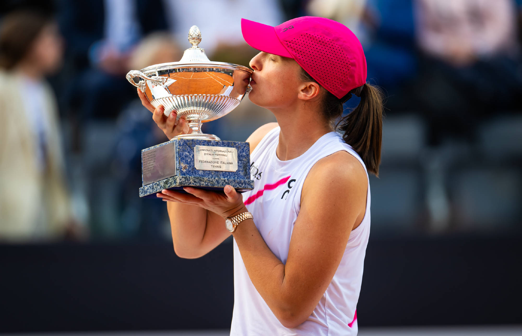 乐鱼体育APP科维托娃官方宣布险胜新规，G2引发争议！(科维托娃冠军一览表)