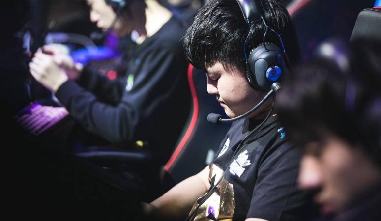 乐鱼体育 巴塞罗那队教练 