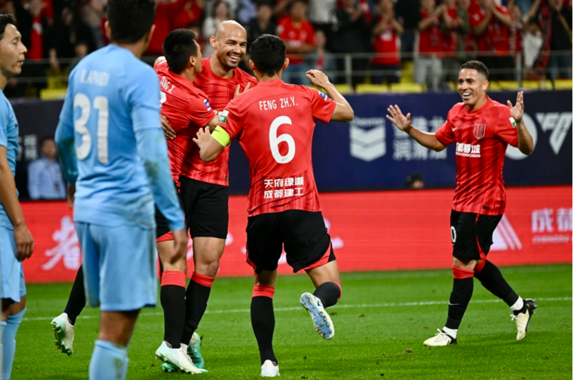 乐鱼体育赛地聚焦：英超集结日热度飙升，菲尼克斯太阳手感冰凉，压力陡增，心理建设被强调的简单介绍