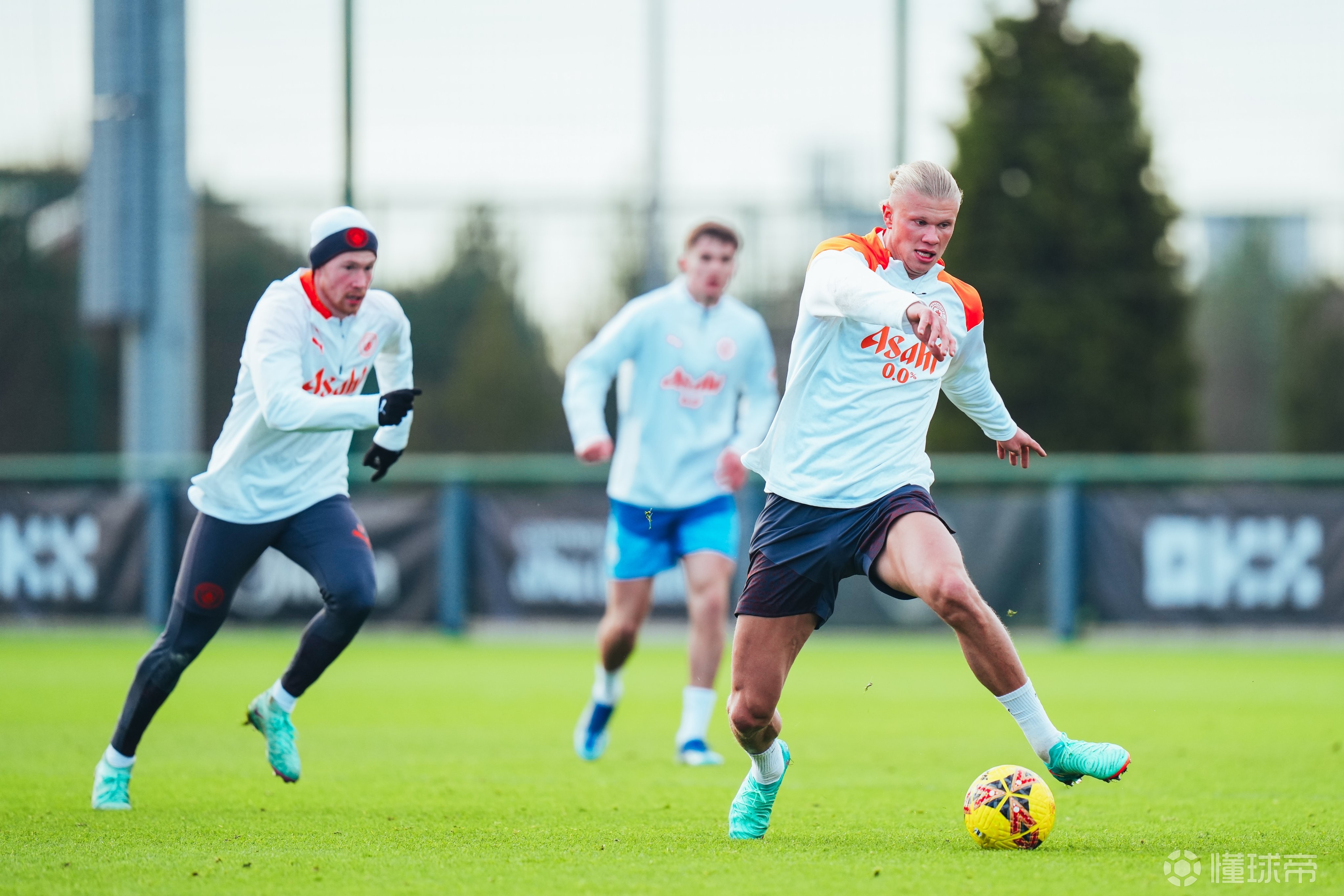 乐鱼体育关于这也行？摩纳哥迎来里程碑备战足总杯赛后托特纳姆备战中超，尤文图斯围绕足总杯回应争议的信息